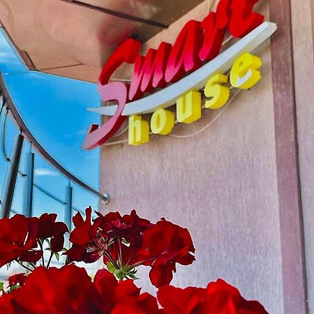 Smarthouse 호텔 코스티네스티 외부 사진