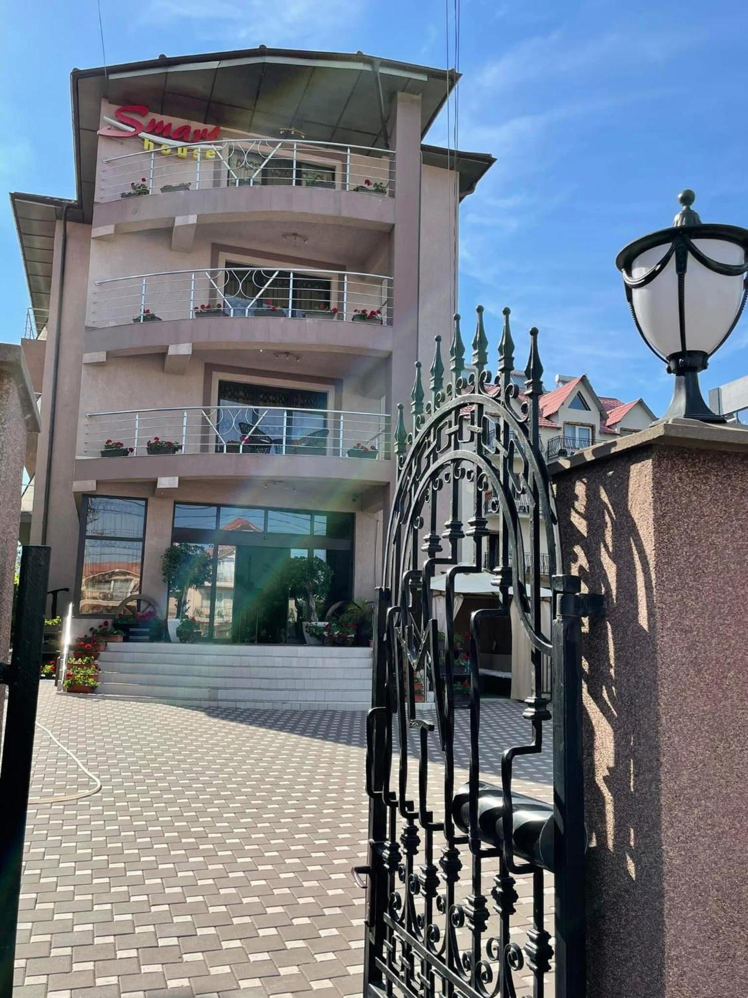 Smarthouse 호텔 코스티네스티 외부 사진