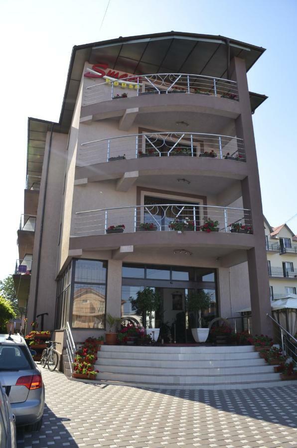 Smarthouse 호텔 코스티네스티 외부 사진